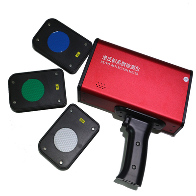 Quản lý năng lượng công nghiệp với Đồng hồ điện hai pha và Đầu ra dữ liệu USB góc quan sát 0.2°